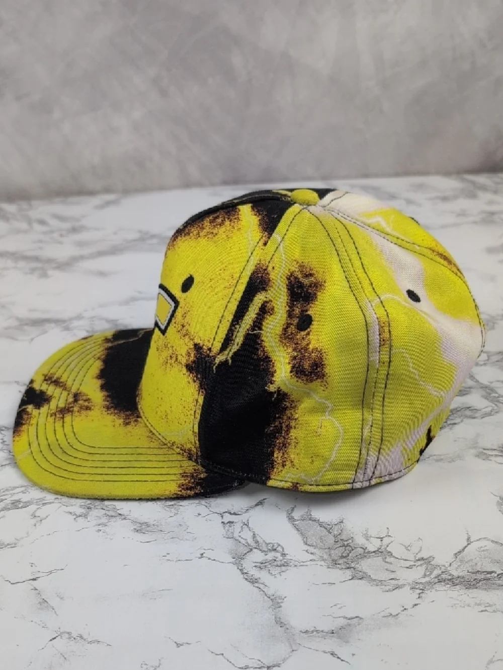 Pokemon Pikachu Tie Dye Lightning Bolt Snapback Hat - Black & Yellow Bioworld​